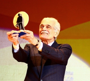 Sharif receiving the ‘Almería – Tierra de Cine’ film award last week - photo: Julie Papikova